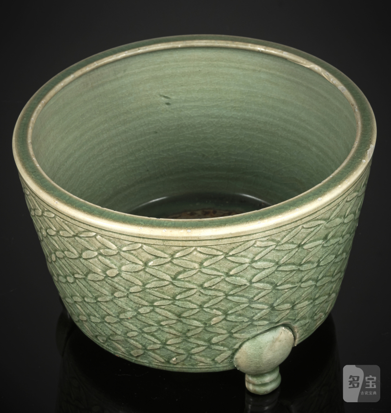 An incense burner with cash pattern and celadon glaze - 图3